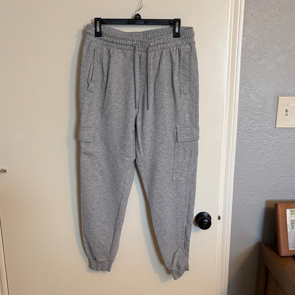 Gymshark Men's Gray Cargo Sweatpants/Joggers L